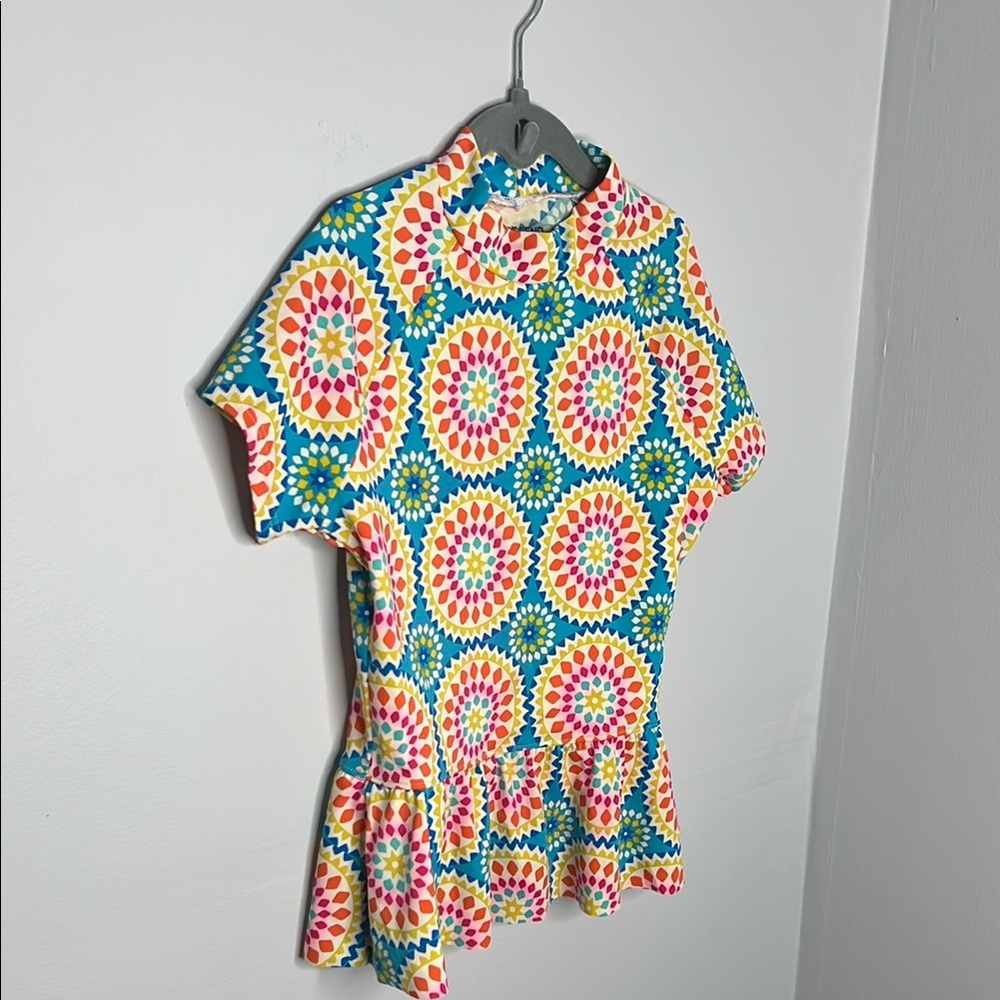Lands End Sort Sleeve Rash guard Swim Top Girls size 10 Colorful